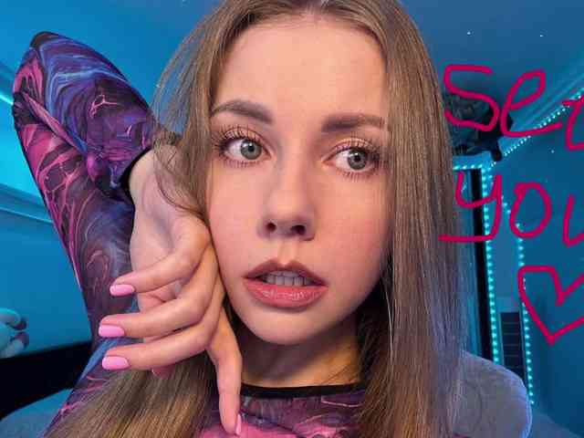 sexy chat room -VikkiL0vesCheese-