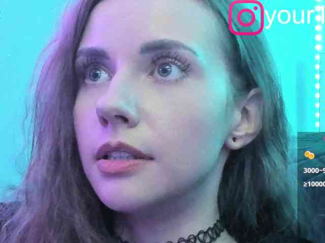 VikkiExtraCheese webcam