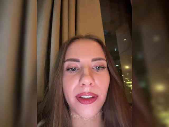 -VikkiL0vesCheese-