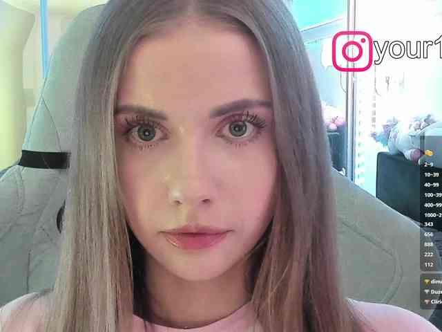 VikkiExtraCheese webcam