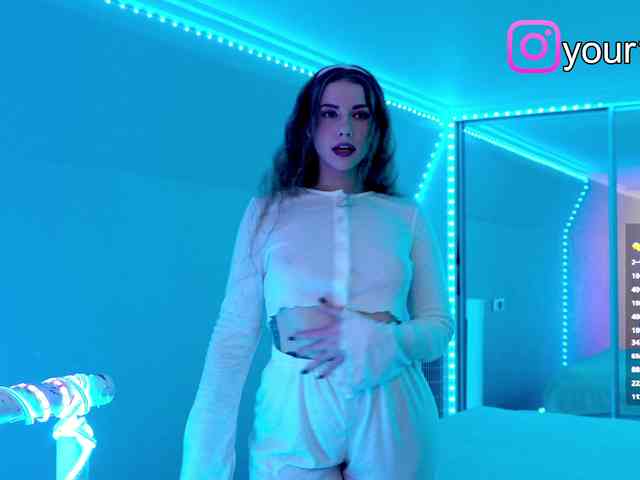 VikkiExtraCheese webcam