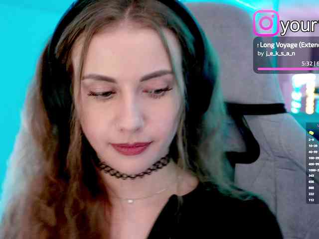 VikkiExtraCheese webcam