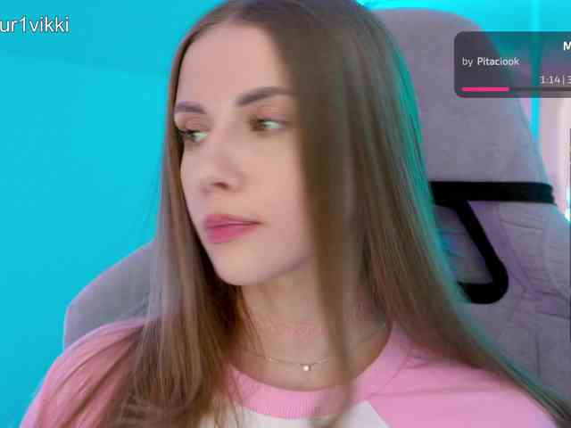 VikkiExtraCheese webcam