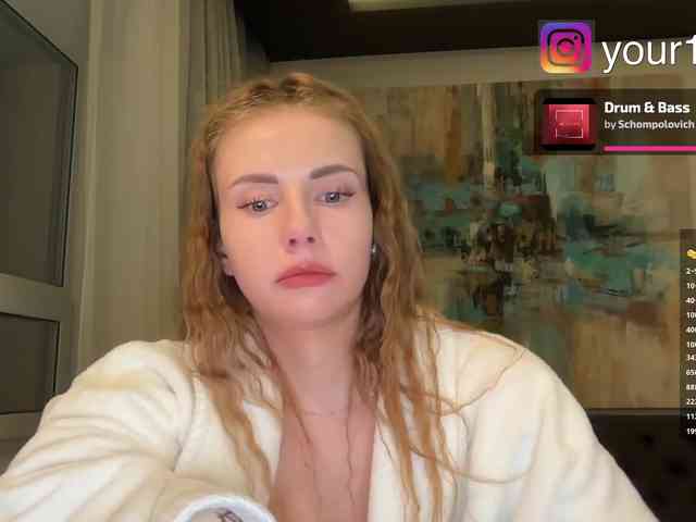 VikkiExtraCheese webcam