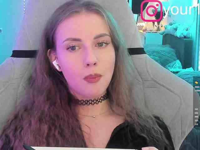 VikkiExtraCheese webcam