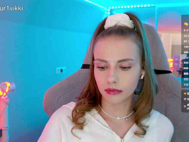 VikkiExtraCheese webcam