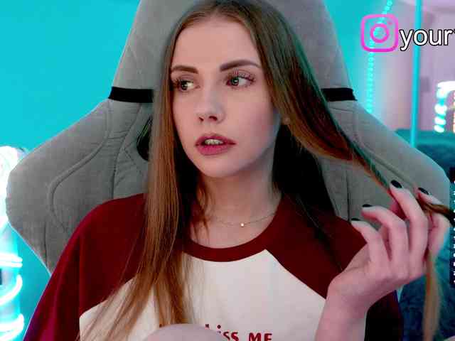VikkiExtraCheese webcam