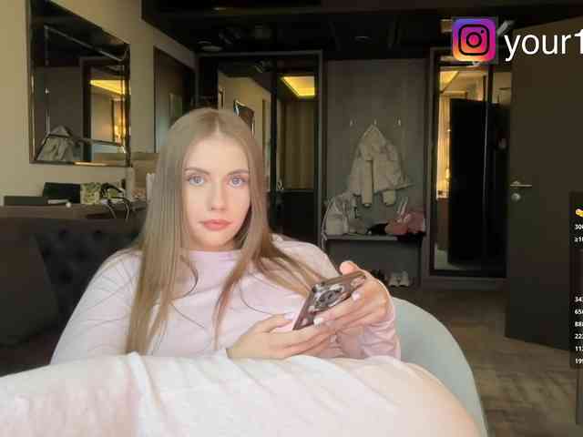 porno webcam -VikkiL0vesCheese-