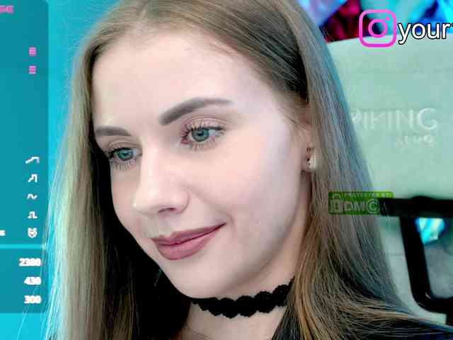 VikkiExtraCheese webcam