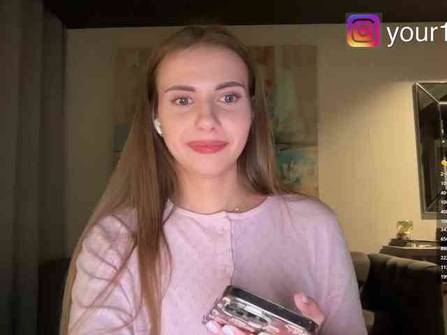 VikkiExtraCheese webcam