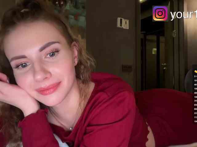 VikkiExtraCheese webcam