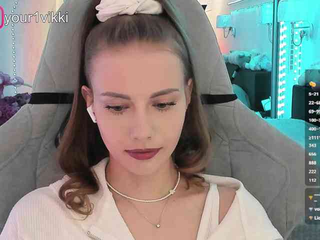 VikkiExtraCheese webcam