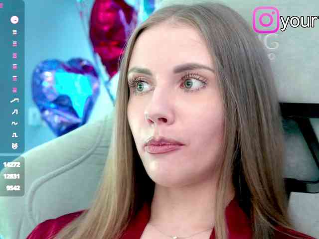VikkiExtraCheese webcam