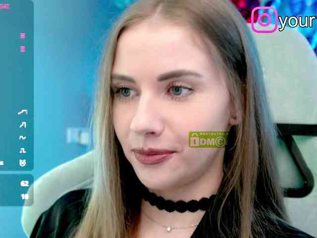 VikkiExtraCheese webcam