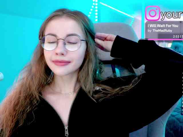 VikkiExtraCheese