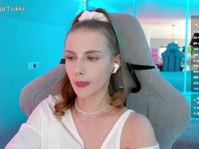 VikkiExtraCheese webcam