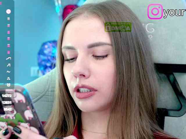VikkiExtraCheese webcam
