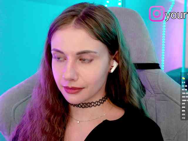 VikkiExtraCheese webcam