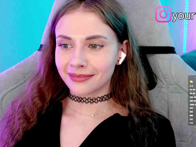 VikkiExtraCheese webcam