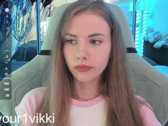 VikkiExtraCheese webcam