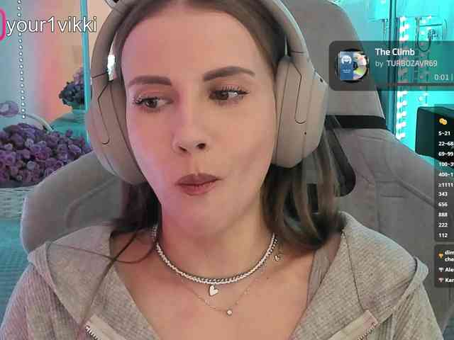 VikkiExtraCheese webcam