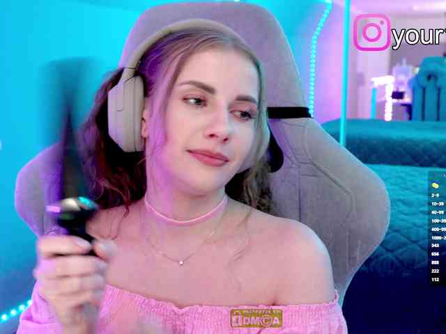 VikkiExtraCheese webcam