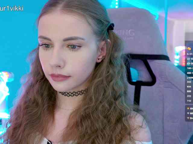 VikkiExtraCheese webcam