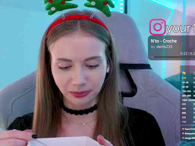 VikkiExtraCheese webcam