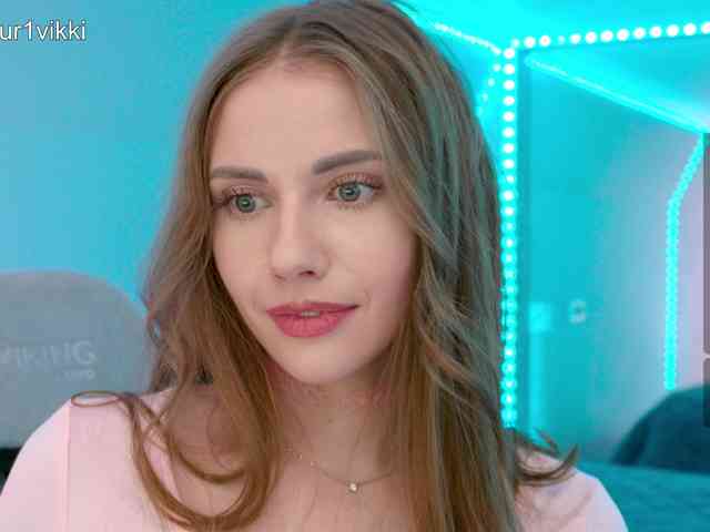 VikkiExtraCheese webcam