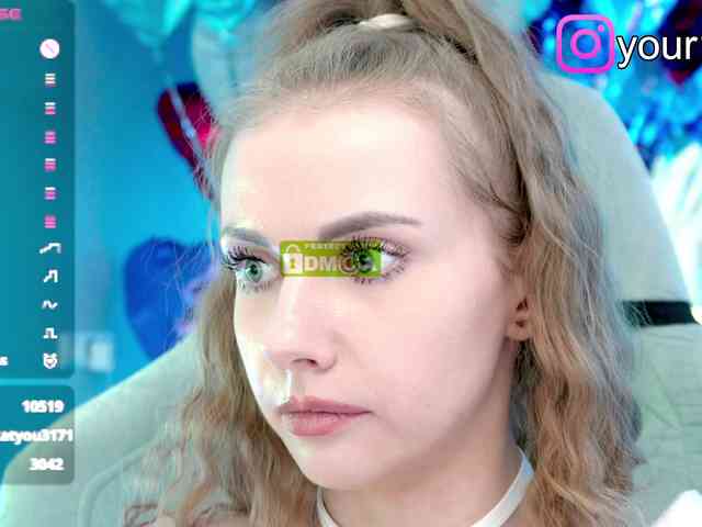 VikkiExtraCheese webcam