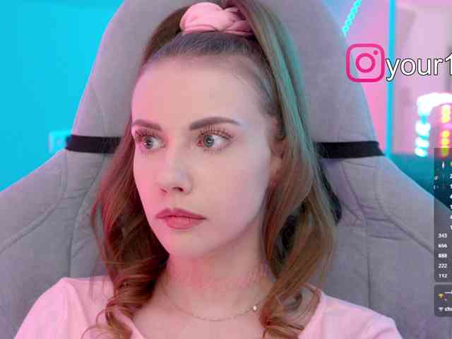 VikkiExtraCheese webcam