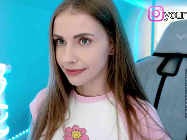 VikkiExtraCheese webcam