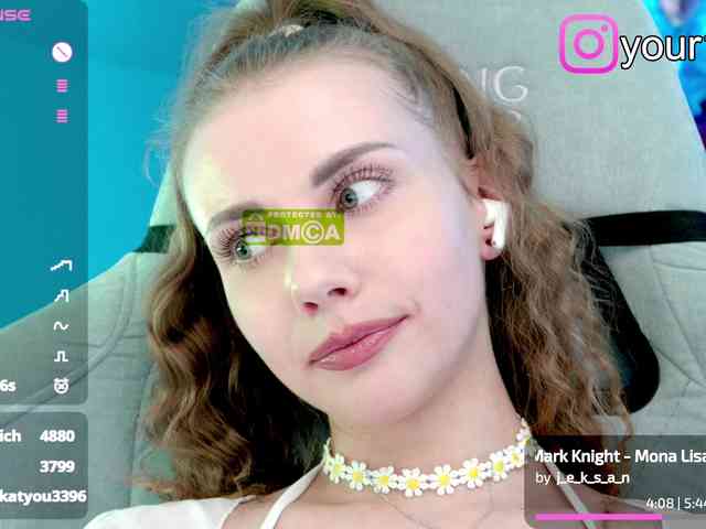 VikkiExtraCheese webcam