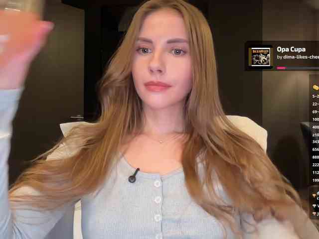 -VikkiL0vesChees... Live Webcam on BongaCams