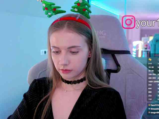 VikkiExtraCheese webcam