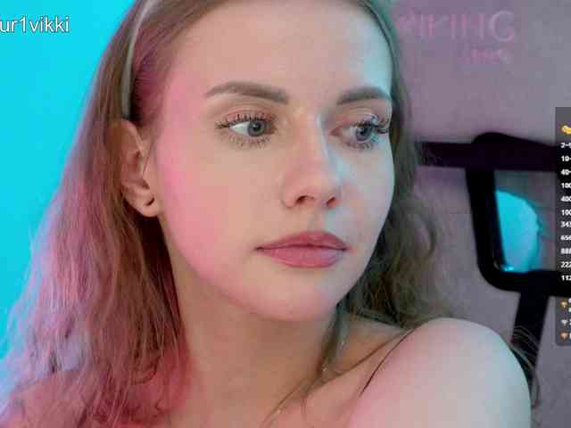 VikkiExtraCheese webcam