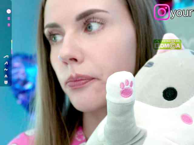 VikkiExtraCheese webcam