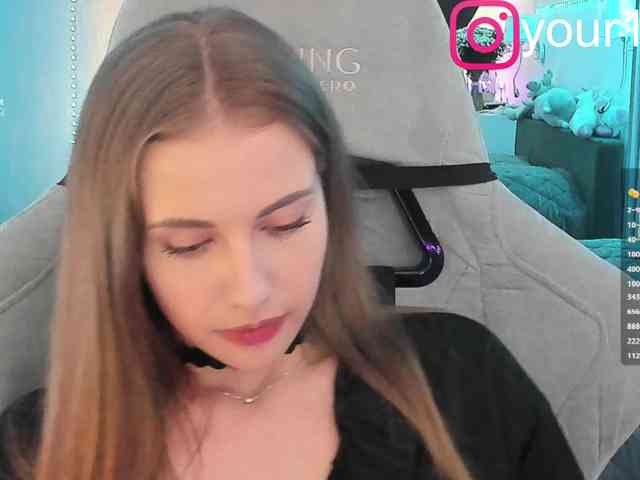 VikkiExtraCheese webcam