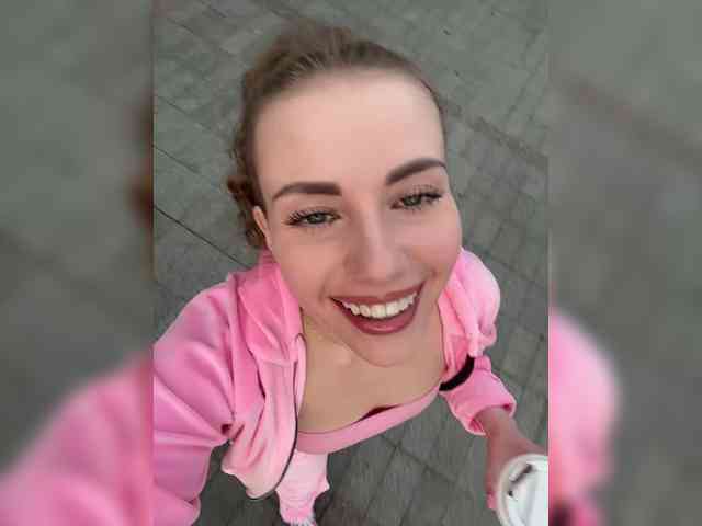 live video cam chat -VikkiL0vesCheese-