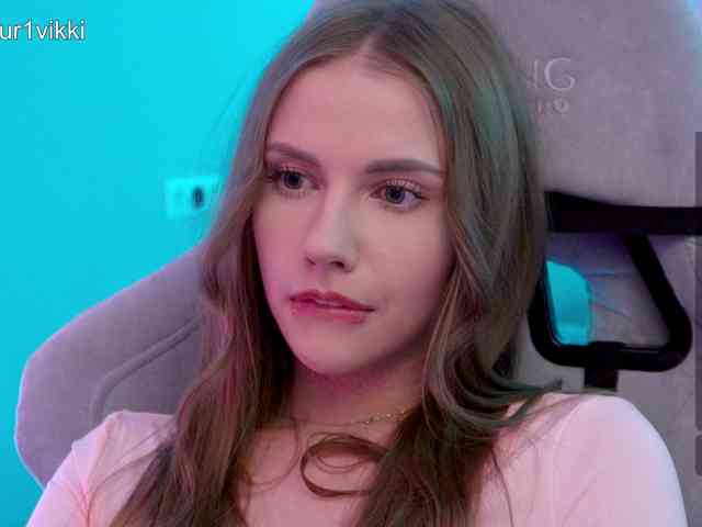 VikkiExtraCheese webcam