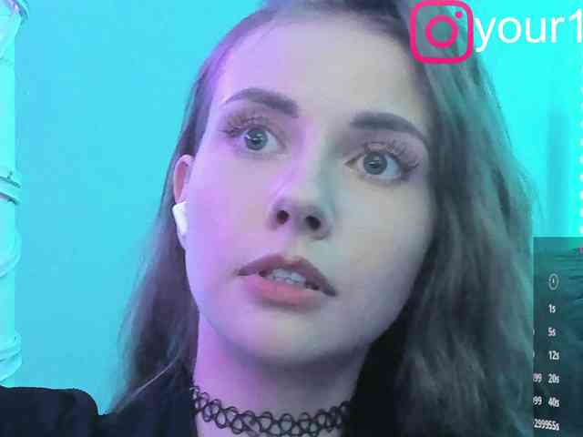 VikkiExtraCheese webcam