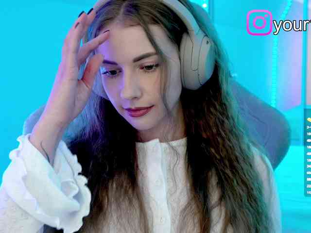 VikkiExtraCheese webcam