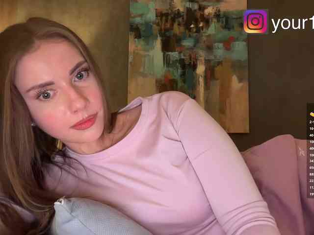 -VikkiL0vesChees... Live Webcam on BongaCams