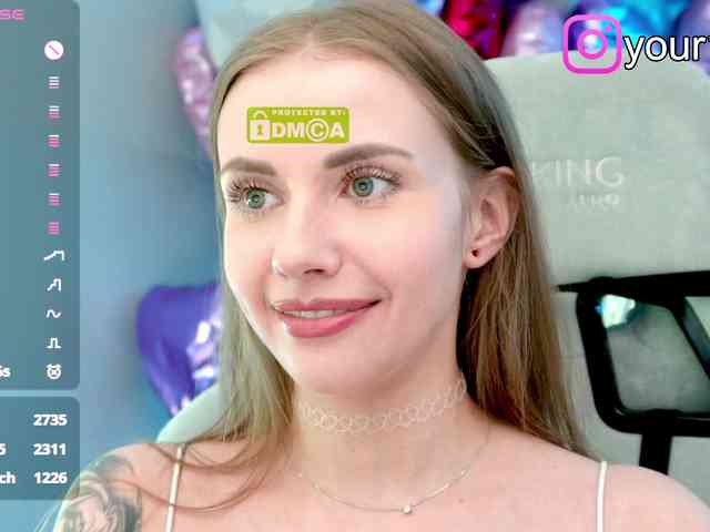 VikkiExtraCheese webcam