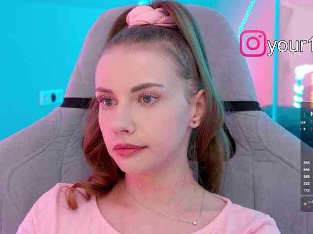 VikkiExtraCheese webcam