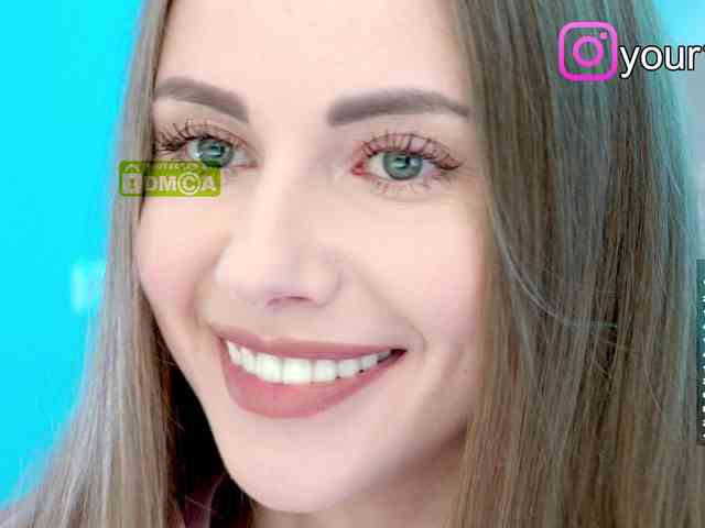 VikkiExtraCheese webcam