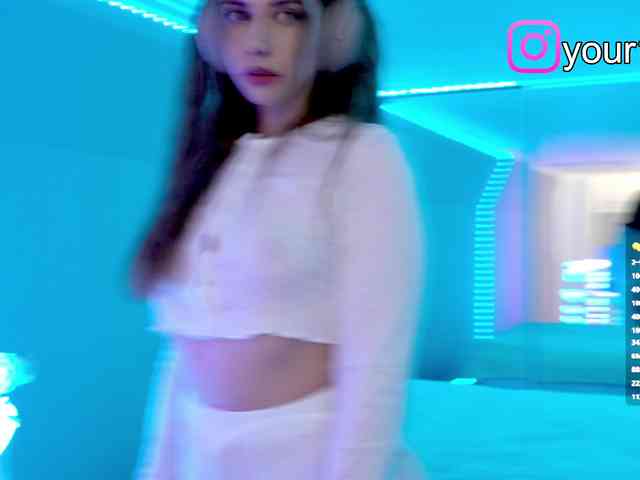 VikkiExtraCheese webcam