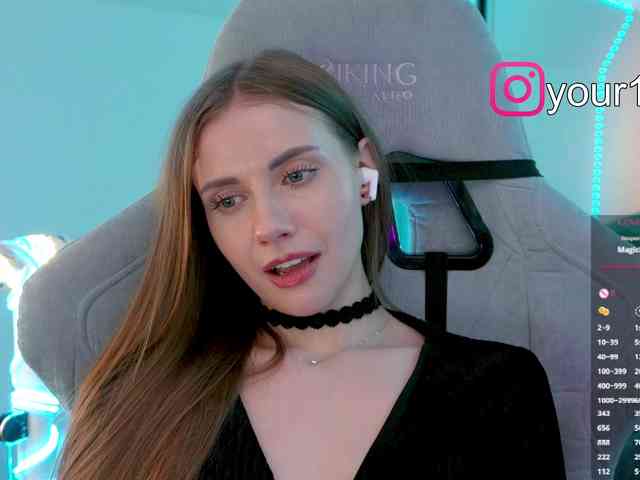 VikkiExtraCheese webcam