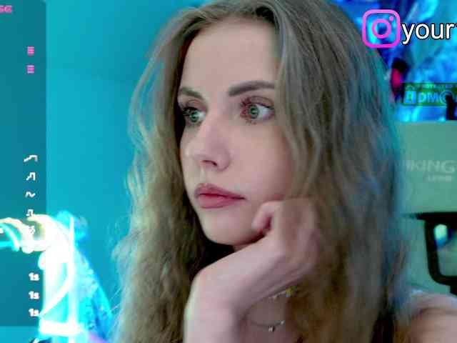 VikkiExtraCheese webcam