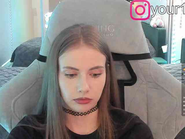 -VikkiL0vesCheese- -VikkiL0vesCheese-